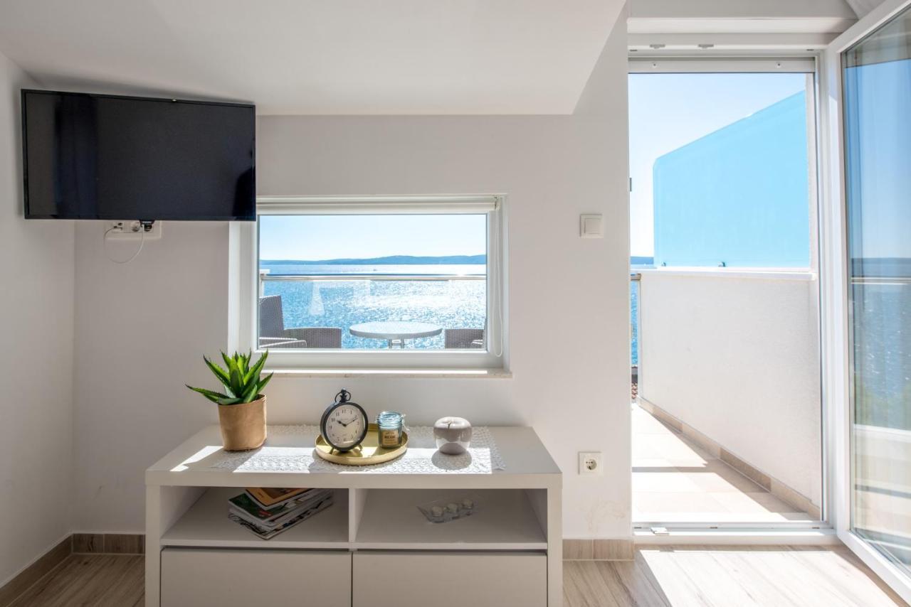Apartments Amneris Trogir Exterior photo