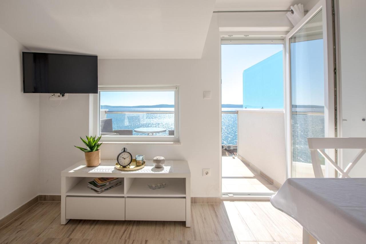 Apartments Amneris Trogir Exterior photo